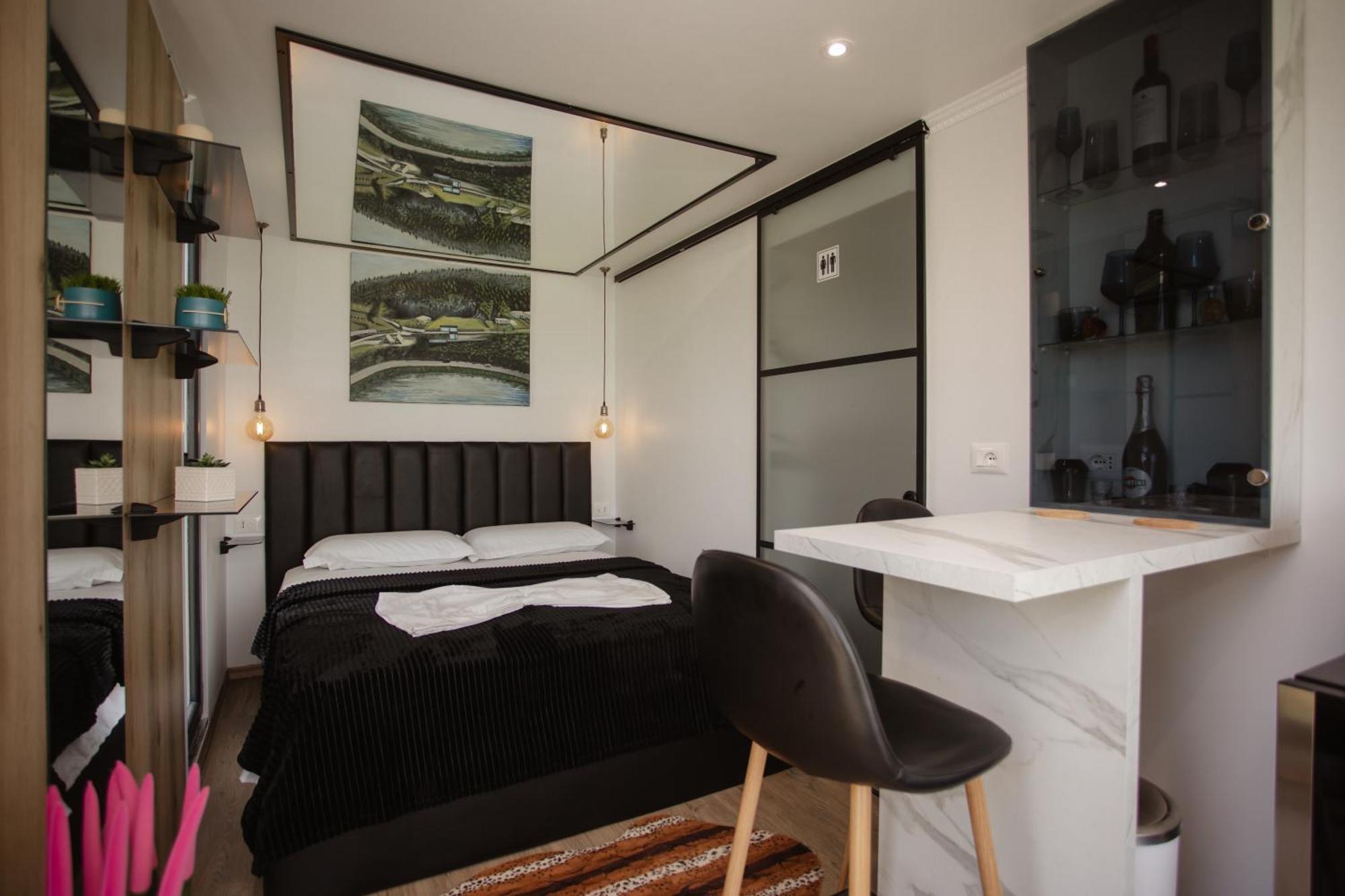 446 Tiny House Shiroke Villa Kültér fotó