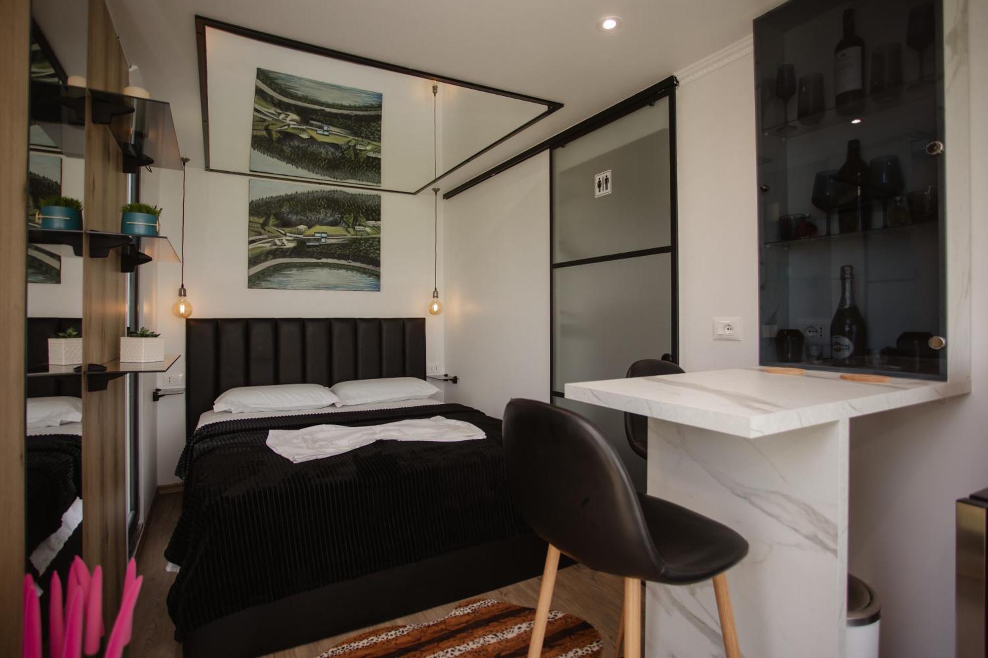 446 Tiny House Shiroke Villa Kültér fotó